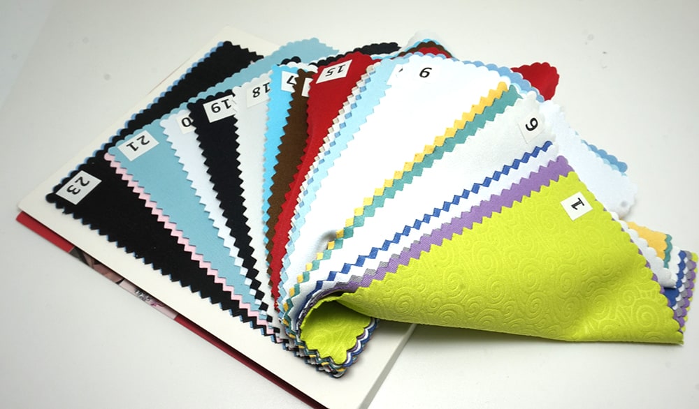 Cleaning cloth color options for custom eyewear packaging
