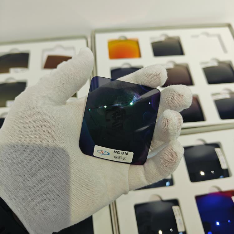 Tac Lens