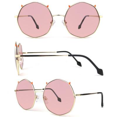 M10774 gold round metal sunglasses
