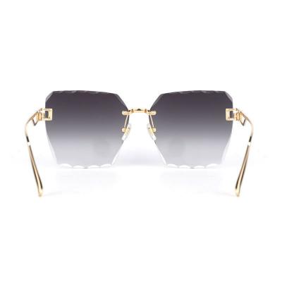 M10886 gold geometric metal sunglasses