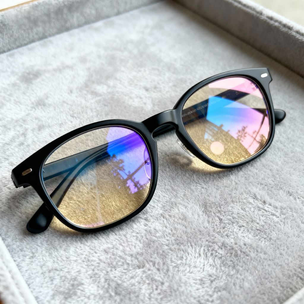 Advanced Mirror Coatings for Optical Lenses